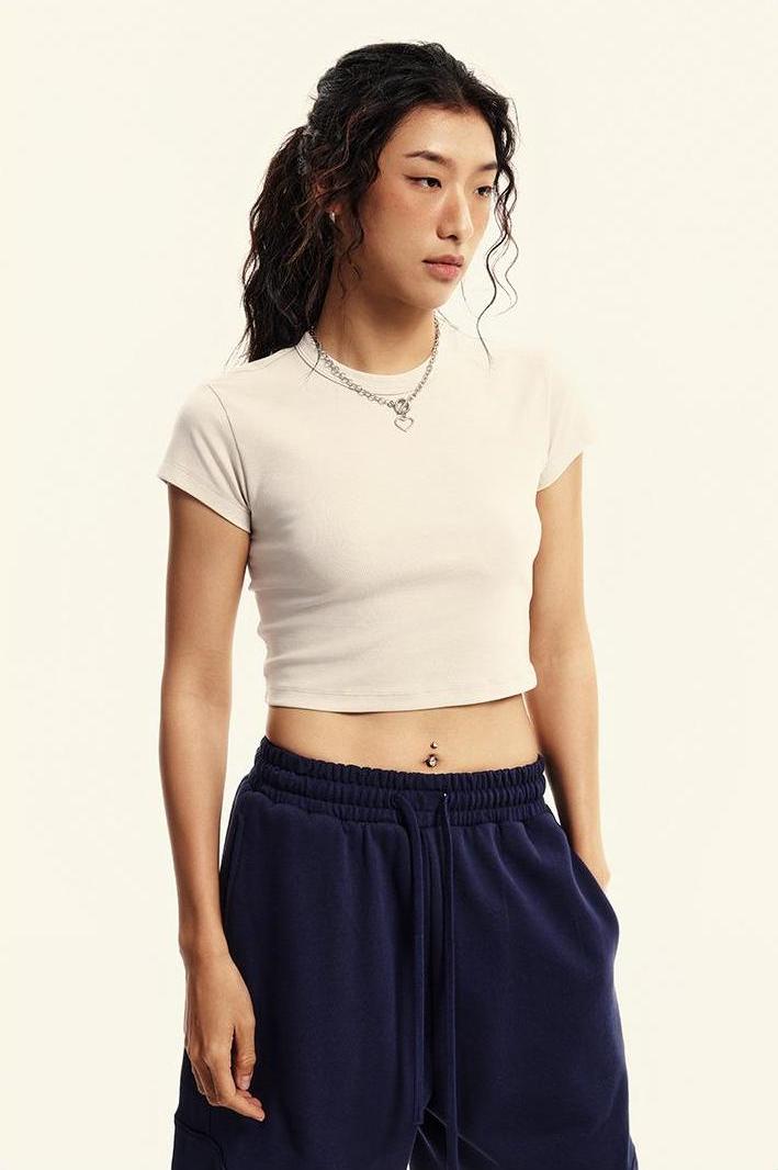 235GSM Pigment Dyed Crop Tee