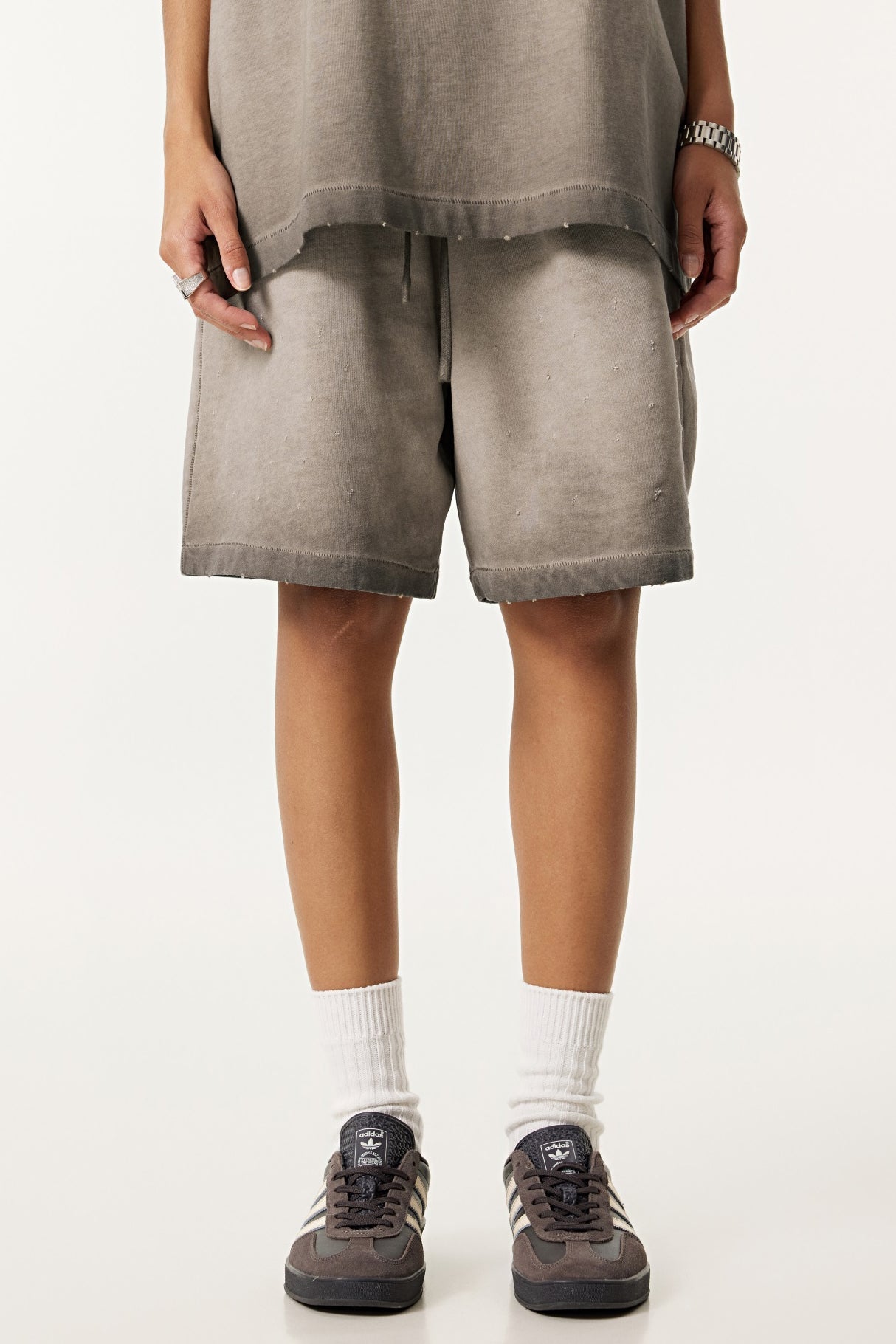 310GSM Gradient Washed Distressed Short
