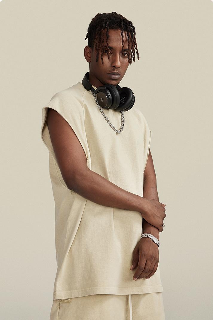 Washed Sleeveless Muscle Tee