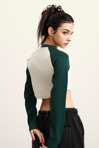 Contrast Sleeve Crop Crew